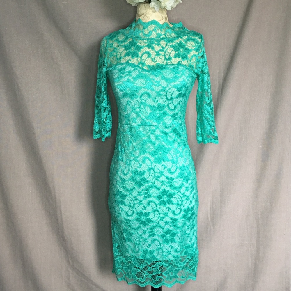 All Lace Dress 👗 Teal with 3/4 Length Sleeves